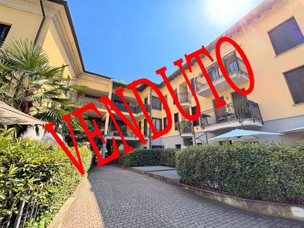 appartamento in vendita a Corbetta in zona Battuello