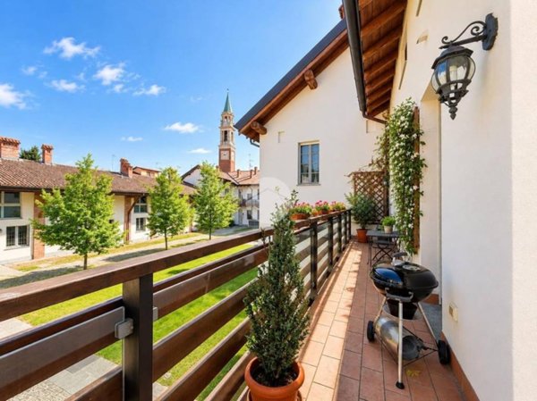 appartamento in vendita a Corbetta in zona Battuello