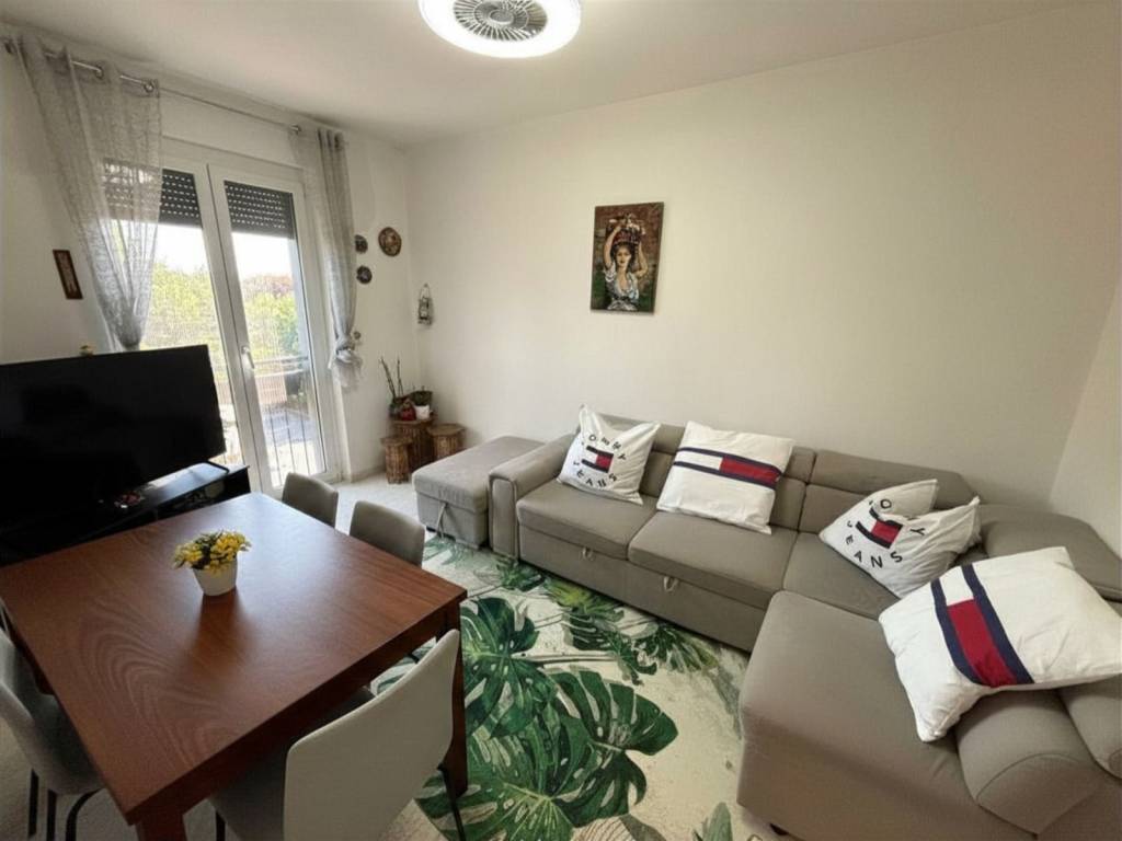 appartamento in vendita a Corbetta in zona Battuello