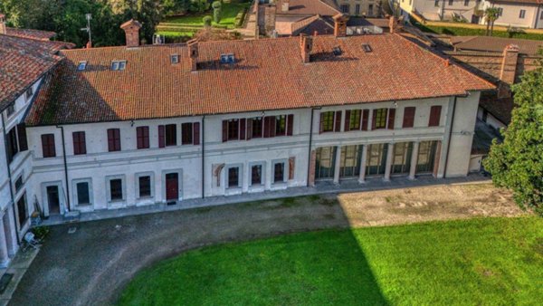 appartamento in vendita a Corbetta in zona Battuello