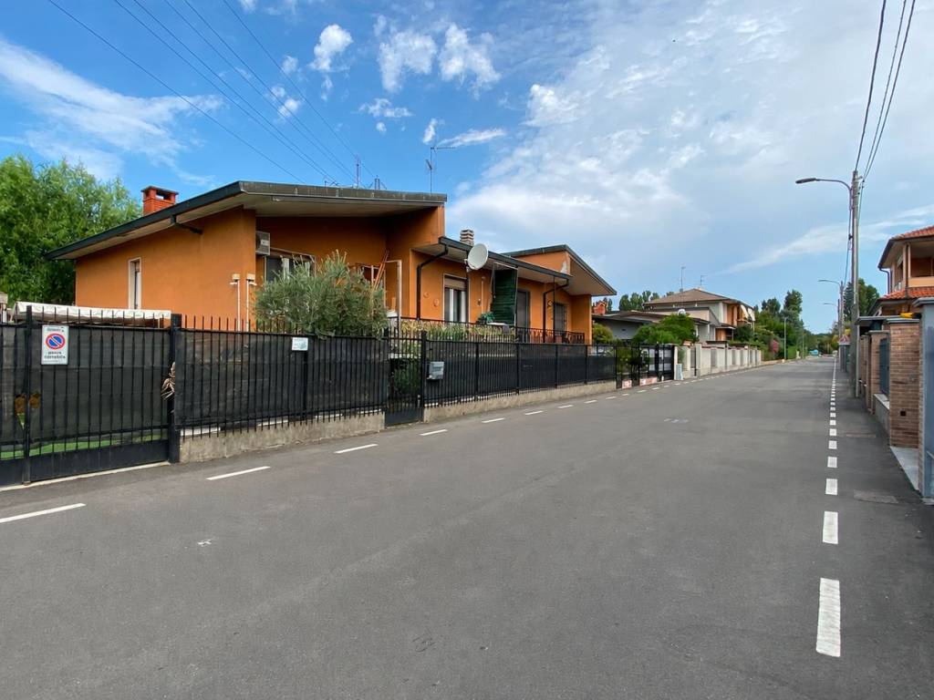 casa indipendente in vendita a Corbetta