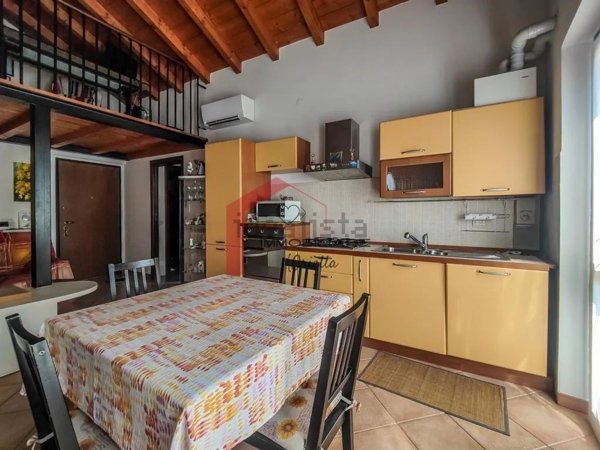appartamento in vendita a Corbetta in zona Soriano