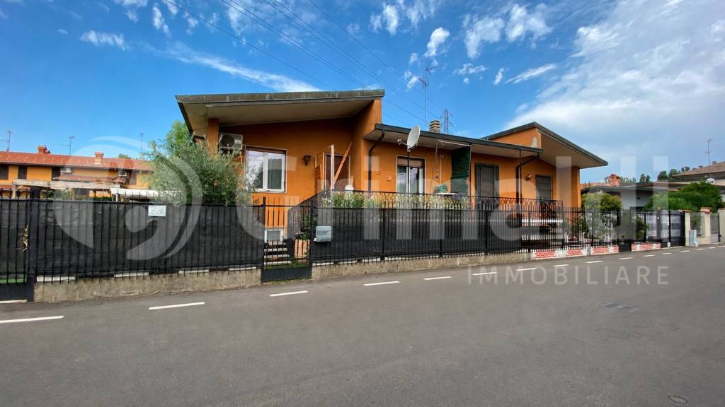 casa indipendente in vendita a Corbetta