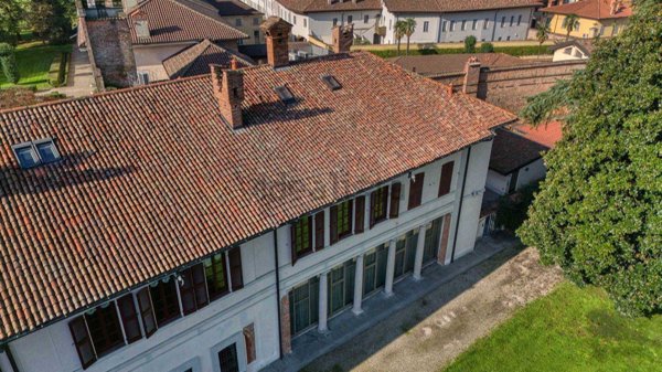 appartamento in vendita a Corbetta in zona Battuello