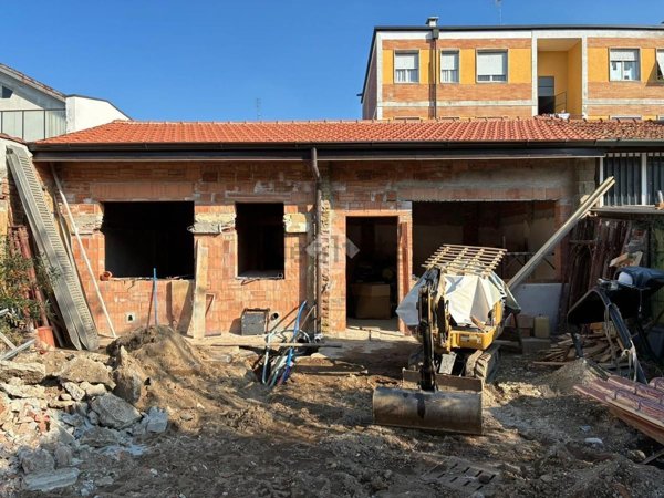 appartamento in vendita a Corbetta in zona Battuello