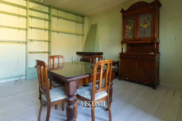 appartamento in vendita a Corbetta in zona Battuello