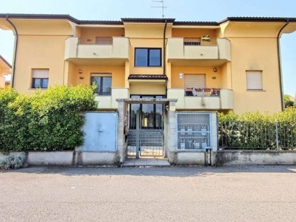 appartamento in vendita a Corbetta in zona Soriano