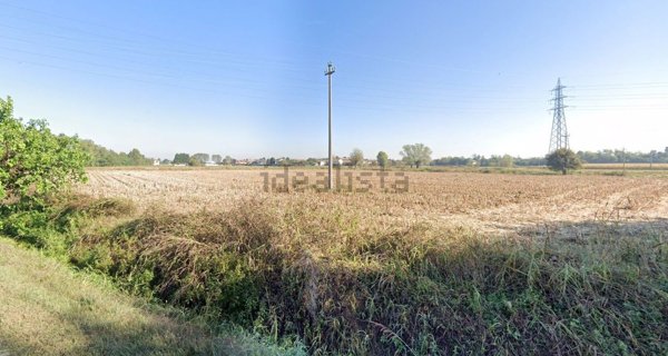 terreno in vendita a Corbetta in zona Soriano