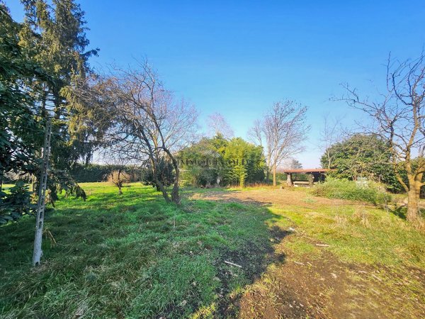 terreno in vendita a Corbetta