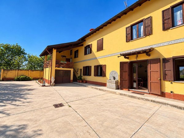 casa indipendente in vendita a Corbetta