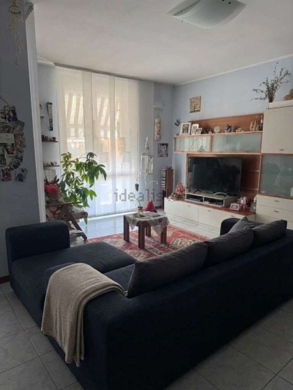 appartamento in vendita a Corbetta in zona Battuello