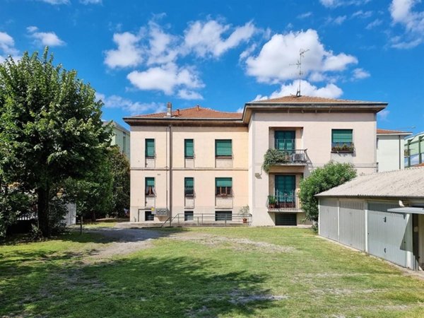 casa indipendente in vendita a Cormano