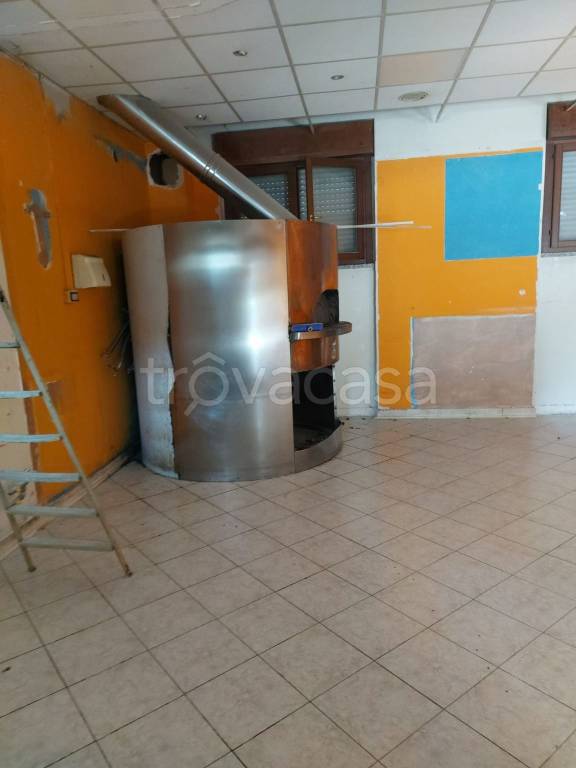 negozio in vendita a Cormano