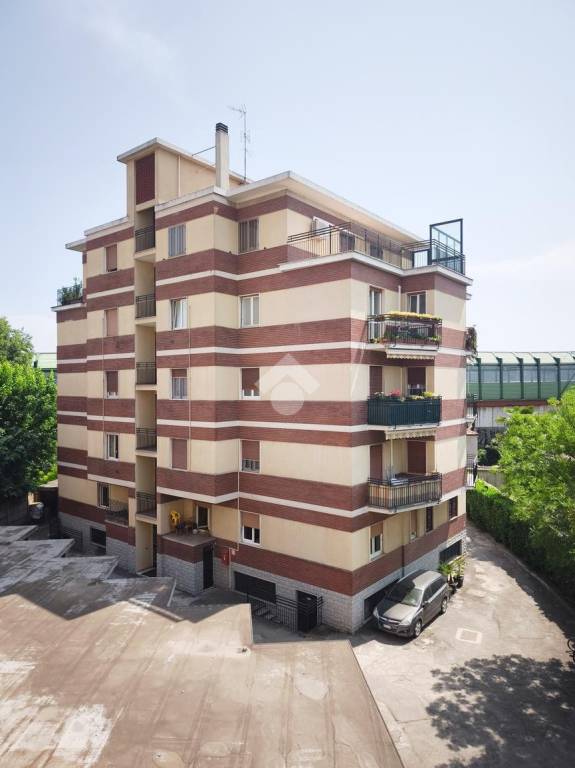 appartamento in vendita a Cormano in zona Brusuglio