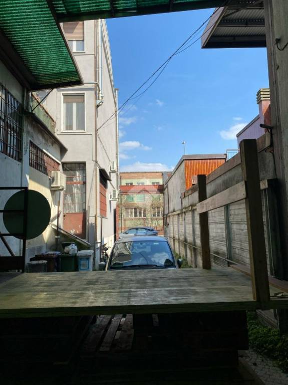 negozio in vendita a Cormano
