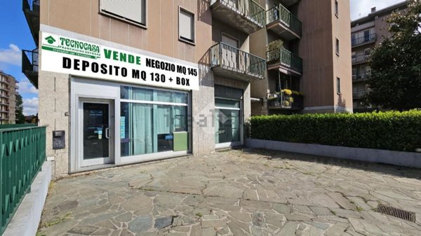 negozio in vendita a Cormano