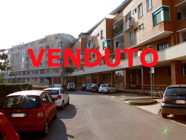 appartamento in vendita a Cormano in zona Brusuglio