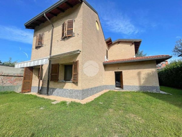 casa indipendente in vendita a Cormano
