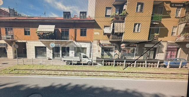 negozio in vendita a Cormano