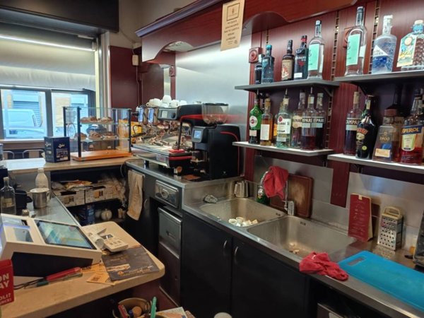 negozio in vendita a Cormano in zona Brusuglio