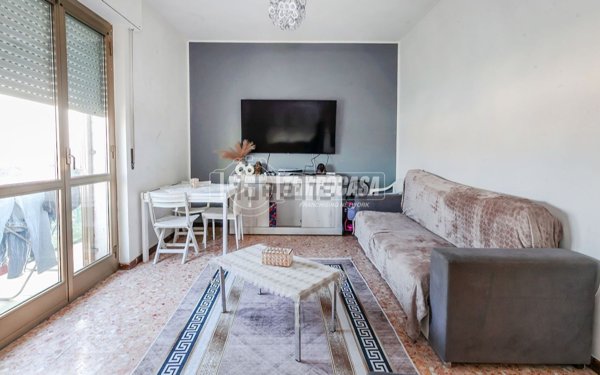 appartamento in vendita a Cormano in zona Molinazzo