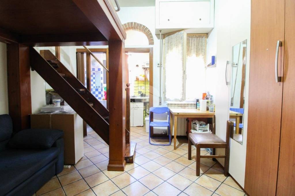 monolocale in vendita a Cormano in zona Brusuglio