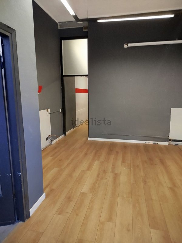 locale commerciale in vendita a Cormano