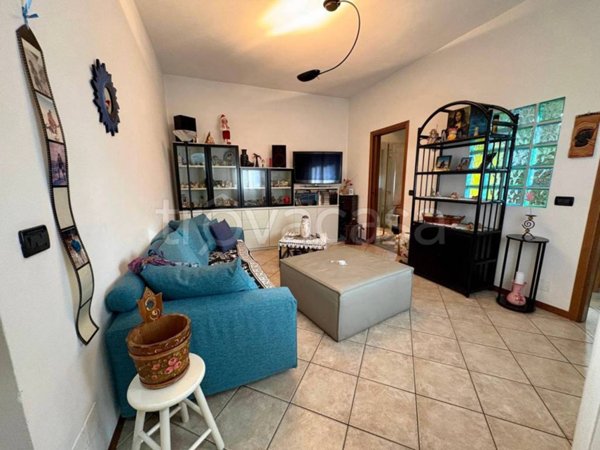 casa indipendente in vendita a Cormano