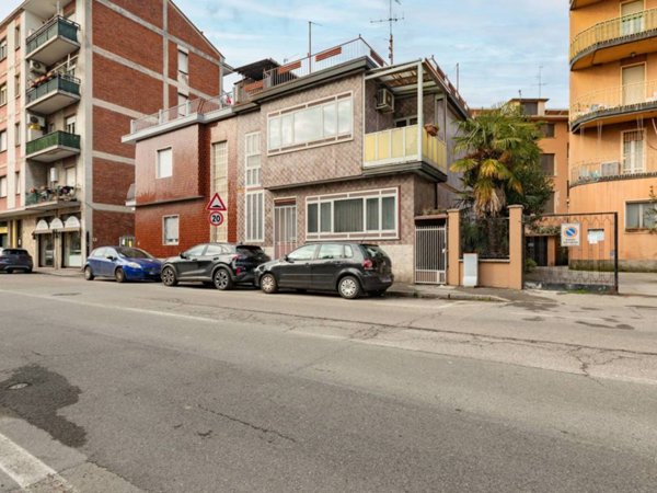 casa indipendente in vendita a Cormano