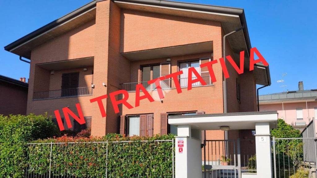 casa indipendente in vendita a Cormano