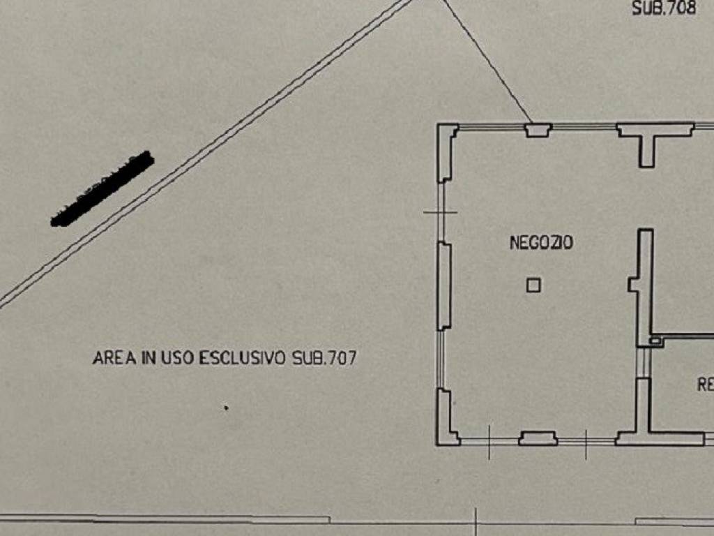 negozio in vendita a Cormano