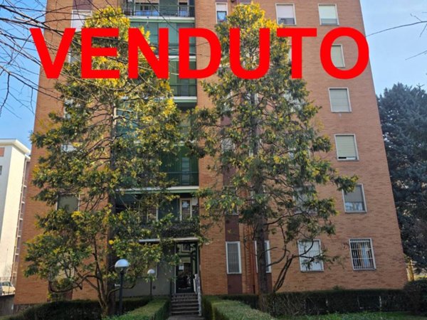 appartamento in vendita a Cormano in zona Brusuglio
