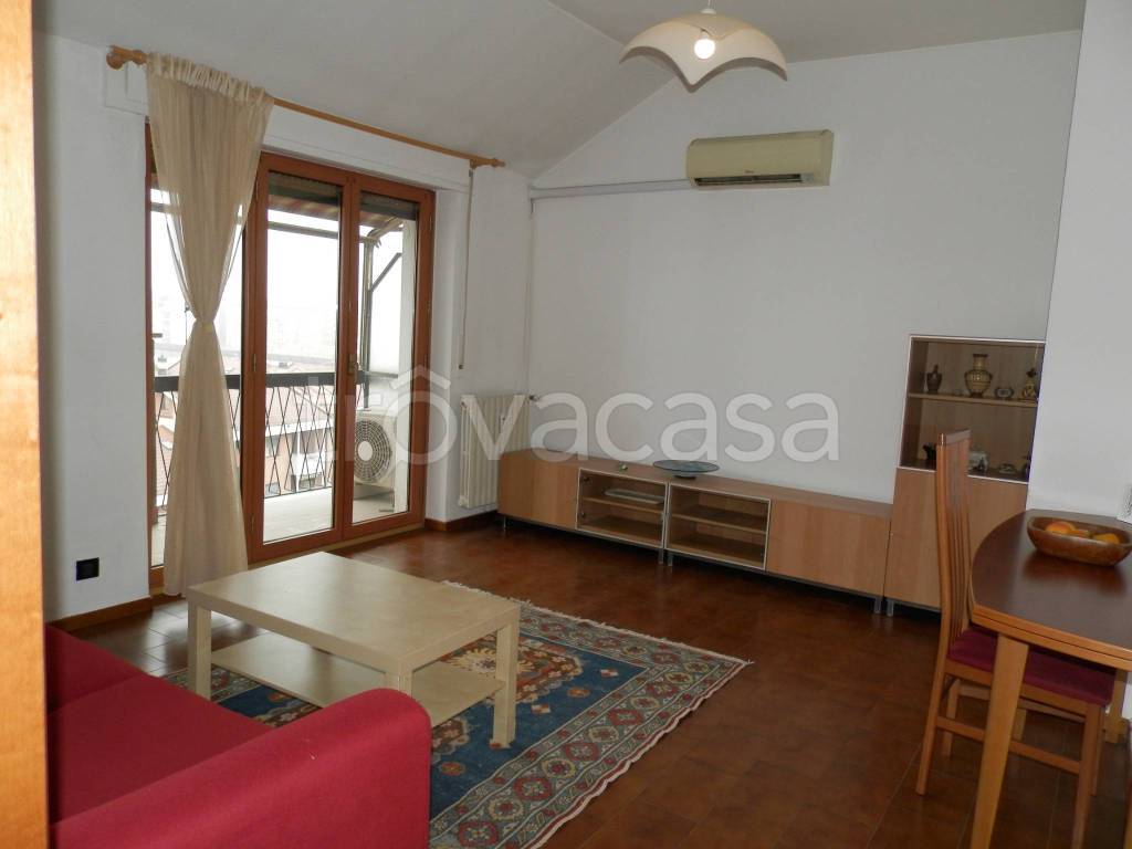 appartamento in vendita a Cormano in zona Brusuglio