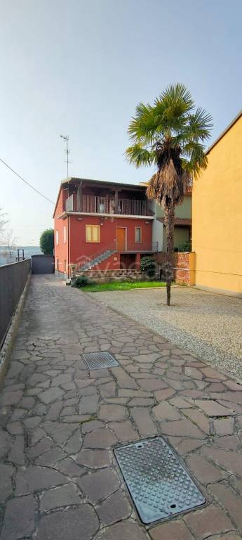 casa indipendente in vendita a Cormano