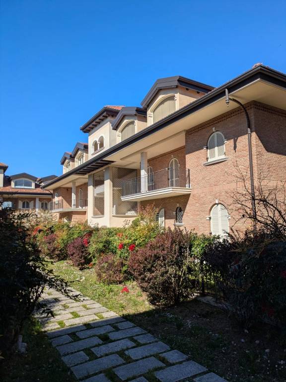 appartamento in vendita a Cormano in zona Molinazzo