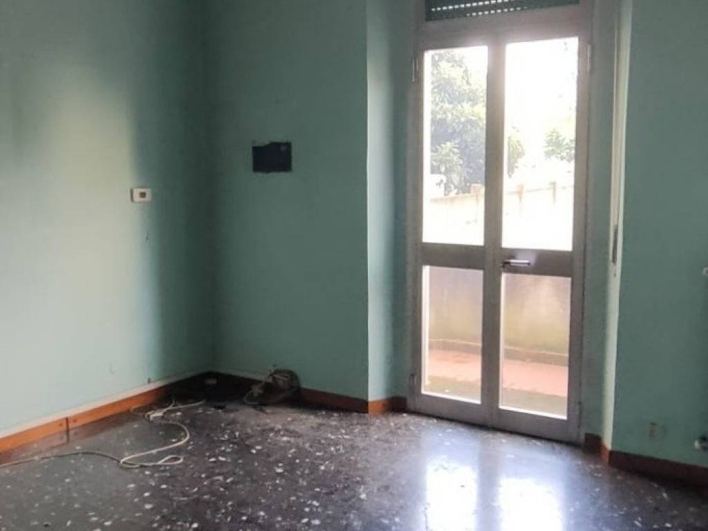 negozio in vendita a Cormano in zona Brusuglio