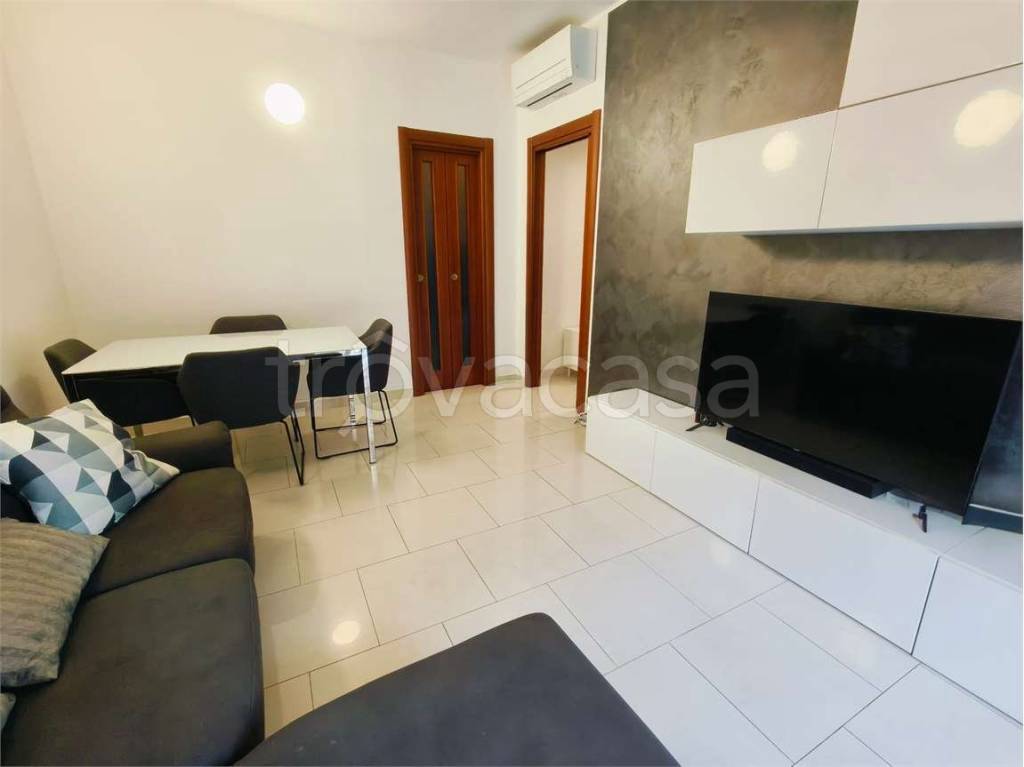 appartamento in vendita a Cormano in zona Molinazzo