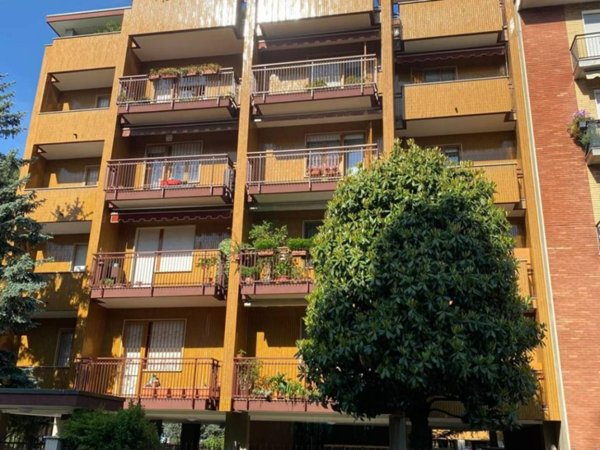 appartamento in vendita a Cormano in zona Brusuglio