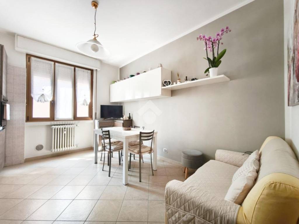 appartamento in vendita a Cormano in zona Molinazzo