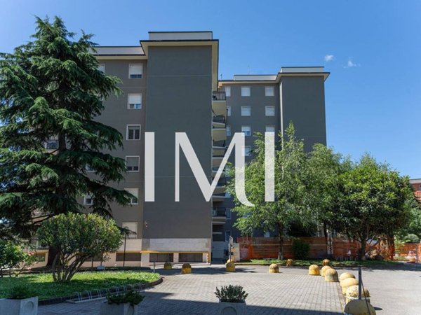 appartamento in vendita a Cormano in zona Molinazzo