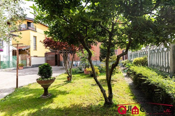 appartamento in vendita a Cormano in zona Molinazzo