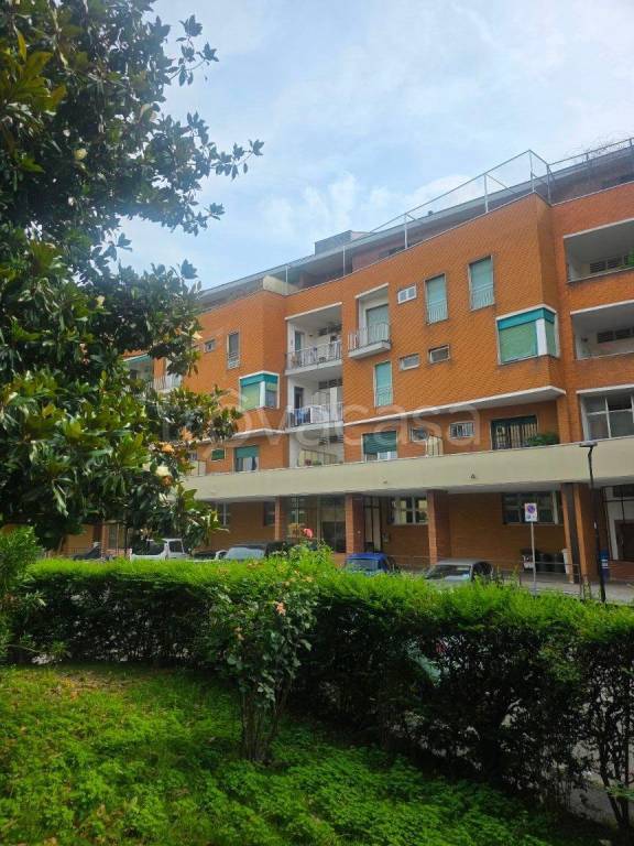 appartamento in vendita a Cormano in zona Brusuglio