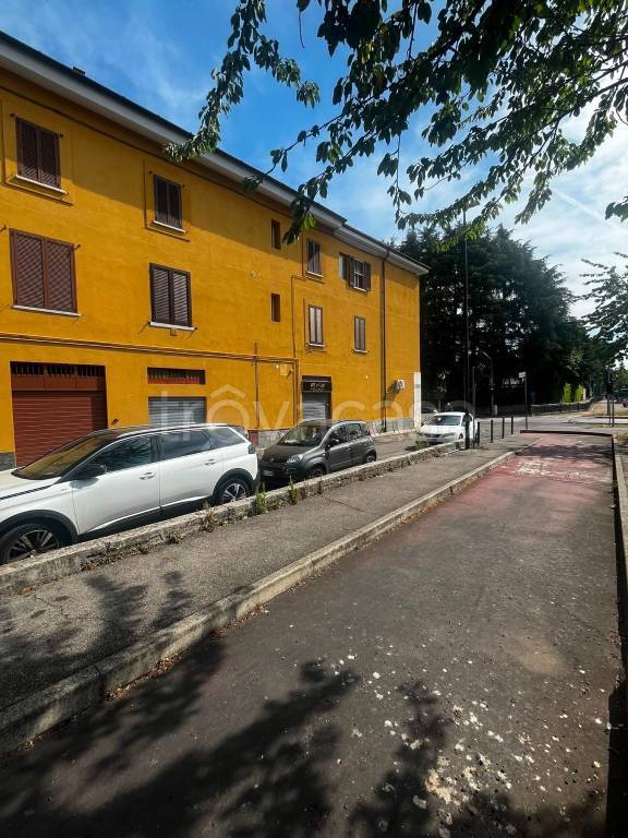 appartamento in vendita a Cormano in zona Molinazzo