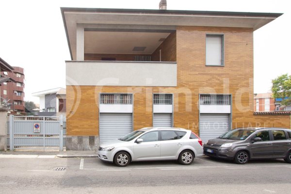 casa indipendente in vendita a Cormano in zona Brusuglio