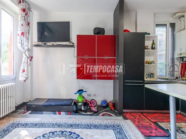 appartamento in vendita a Cormano in zona Molinazzo