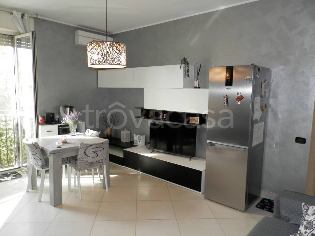 appartamento in vendita a Cormano in zona Brusuglio