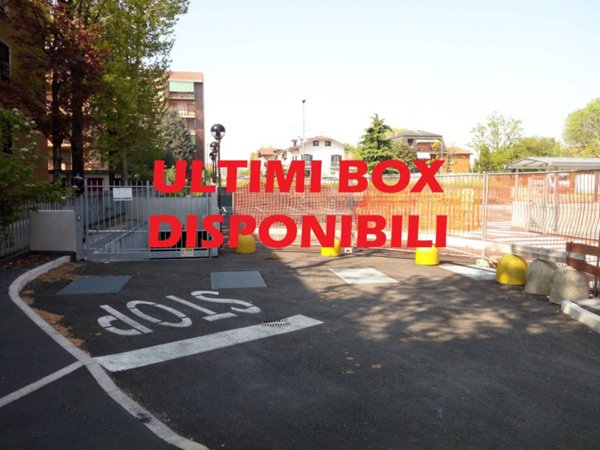 box auto in vendita a Cormano in zona Molinazzo