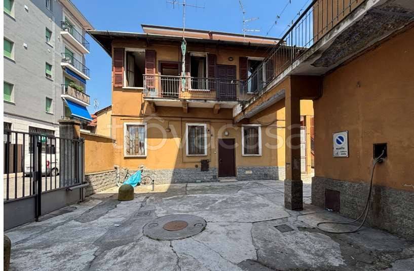 appartamento in vendita a Cormano in zona Molinazzo