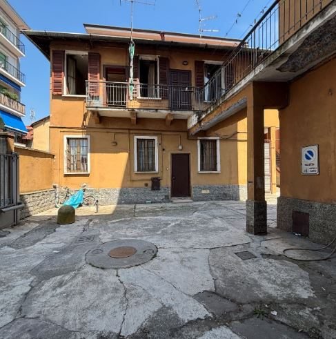 appartamento in vendita a Cormano in zona Molinazzo