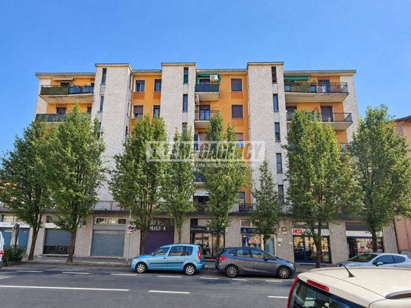 appartamento in vendita a Cormano in zona Molinazzo